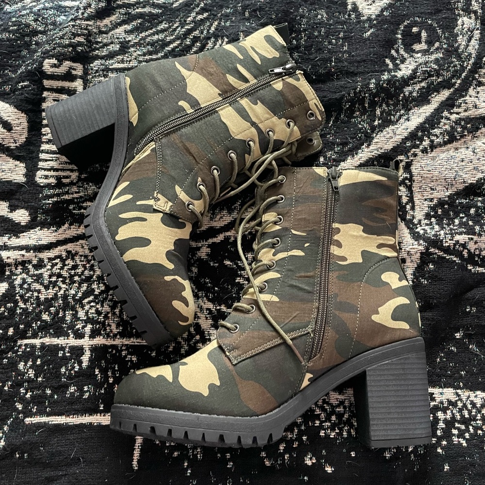 Mudd Camouflage Heeled Lace-Up Ankle Boots - Green, Brown, Black